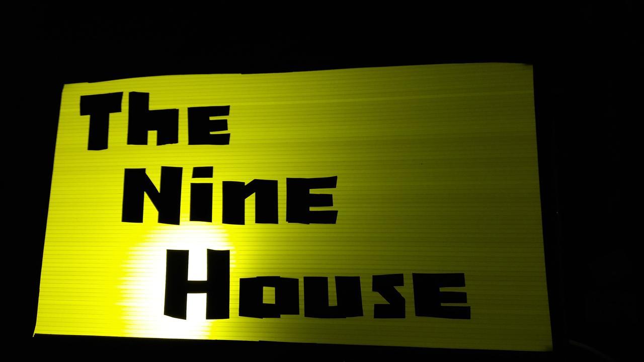 The Nine House Hostel Bangkok Bagian luar foto
